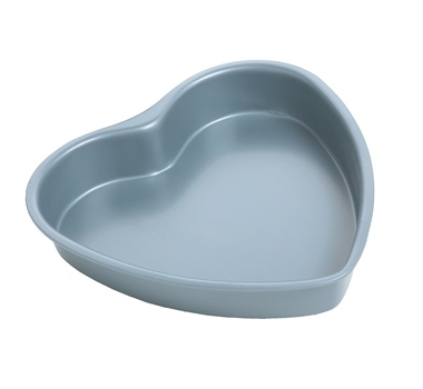 8" heart pan